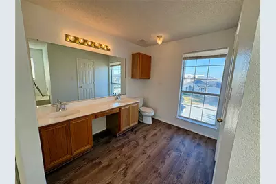 3017 Green Vista Court, Grand Prairie, TX 75052 - Photo 9