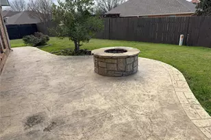 8617 Shadow Trace Dr, Fort Worth, TX 76244 - Photo 17