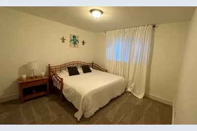 10022 Glenrio Lane, Dallas, TX 75229 - Photo 17