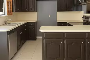 202 Modene Ave, Waxahachie, TX 75165 - Photo 3