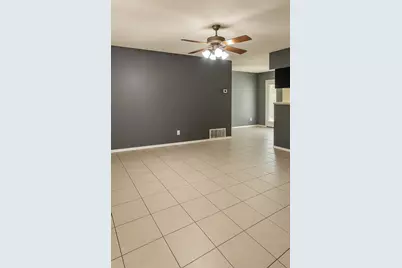 202 Modene Avenue, Waxahachie, TX 75165 - Photo 9