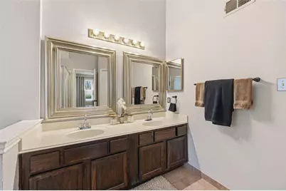 4803 Hollow Tree Court, Arlington, TX 76018 - Photo 27