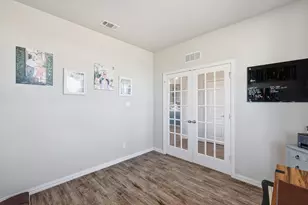 6901 Scarlett Wy, Godley, TX 76044 - Photo 5