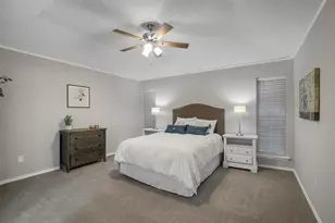 5337 Peninsula Way, Garland, TX 75043 - Photo 9