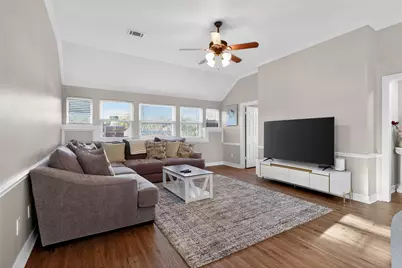 4614 Barrett Court, Sugar Land, TX 77479 - Photo 11