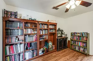 1509 Springbrook St, Corinth, TX 76210 - Photo 11