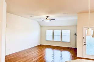 105 Hanover Trail, Lewisville, TX 75067 - Photo 9