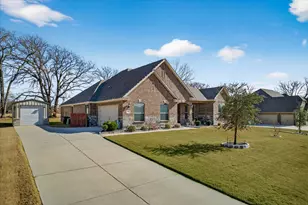 103 Willow Oak Dr, Krugerville, TX 76227 - Photo 1