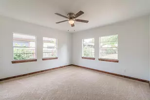 129 Koehler Ct, San Antonio, TX 78223 - Photo 11