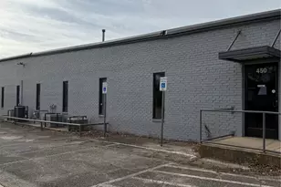 450 SW 4th St, Paris, TX 75460 - Photo 1