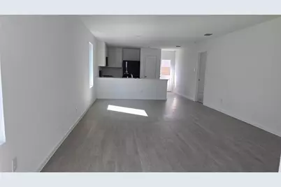 3916 Pontchartrain Parkway, Sherman, TX 75090 - Photo 5