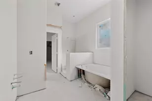 1011 Division St, Greenville, TX 75401 - Photo 7