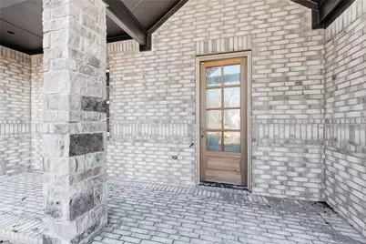 1011 Division Street, Greenville, TX 75401 - Photo 3