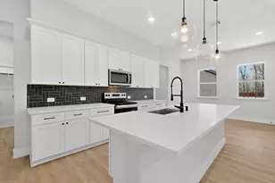 1011 Division St, Greenville, TX 75401 - Photo 7