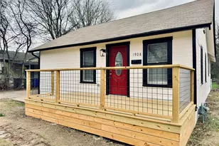 1908 S 19th St, Waco, TX 76706 - Photo 3