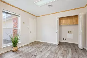 327 E Chapman Rd, Hewitt, TX 76643 - Photo 19