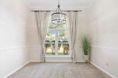 327 E Chapman Road, Hewitt, TX 76643 - Photo 7