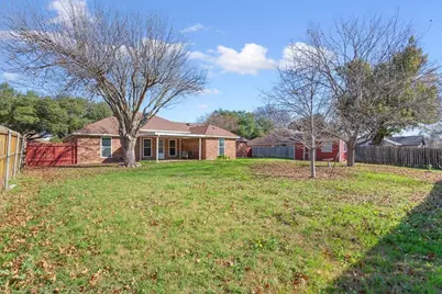 327 E Chapman Road, Hewitt, TX 76643 - Photo 29