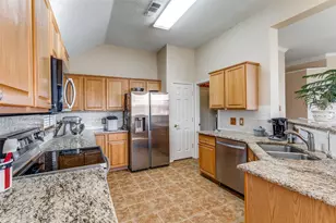 4804 Davy Crockett Trail, Fort Worth, TX 76137 - Photo 13