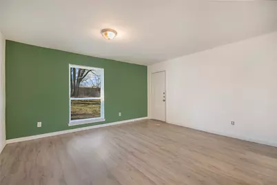 2425 Avis Street, Mesquite, TX 75149 - Photo 11