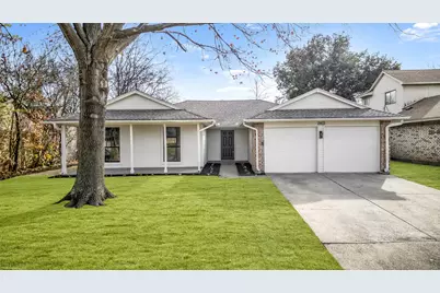 2433 McKensie Lane, Grand Prairie, TX 75052 - Photo 1