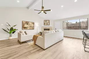 2433 McKensie Ln, Grand Prairie, TX 75052 - Photo 11