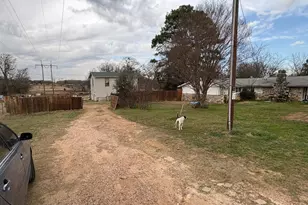 6407 County Rd 809, Cleburne, TX 76031 - Photo 3