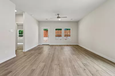 359 Declan Street, Springtown, TX 76082 - Photo 3