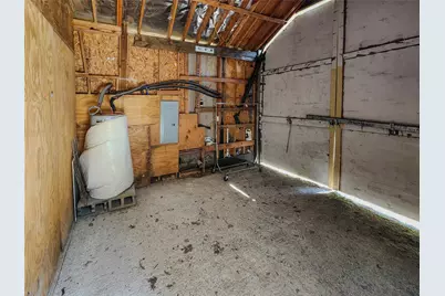 2600 Pecan Valley Drive, Granbury, TX 76048 - Photo 17