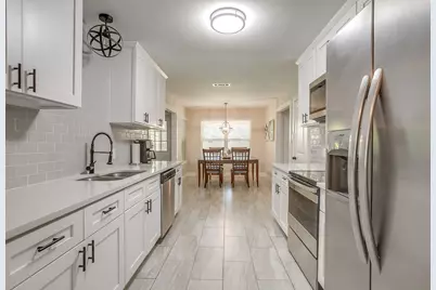 5704 Firewood Drive, Arlington, TX 76016 - Photo 13