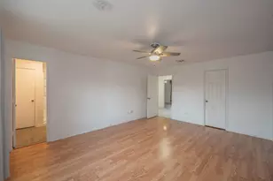 4004 Cypress Springs Dr, Arlington, TX 76001 - Photo 25