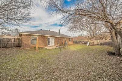 4004 Cypress Springs Drive, Arlington, TX 76001 - Photo 31