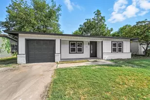 4413 Quails Ln, Fort Worth, TX 76119 - Photo 3