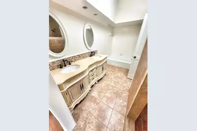 2210 Jackson Circle, Carrollton, TX 75006 - Photo 9