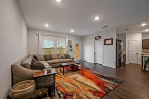 622 Clearlake Dr, Waxahachie, TX 75165 - Photo 11