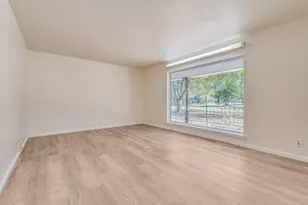 921 Evans St, Bonham, TX 75418 - Photo 15