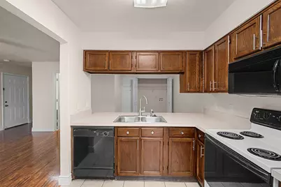 1101 Brighton Drive #C, Arlington, TX 76012 - Photo 9