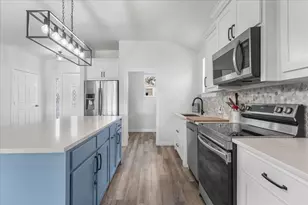 6837 Briar Rd, Azle, TX 76020 - Photo 11