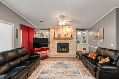 307 Brazos Harbor Drive, Granbury, TX 76048 - Photo 25