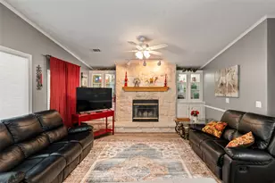 307 Brazos Harbor Dr, Granbury, TX 76048 - Photo 25