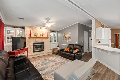 307 Brazos Harbor Drive, Granbury, TX 76048 - Photo 23