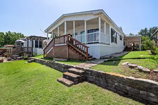 307 Brazos Harbor Dr, Granbury, TX 76048 - Photo 9