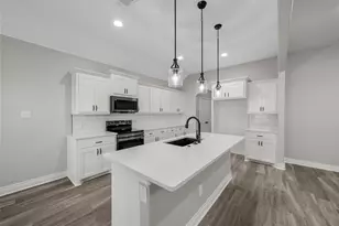 410 Ellis Place Dr, Greenville, TX 75402 - Photo 3