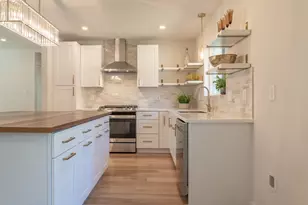 210 Davis Rd, Granbury, TX 76049 - Photo 9