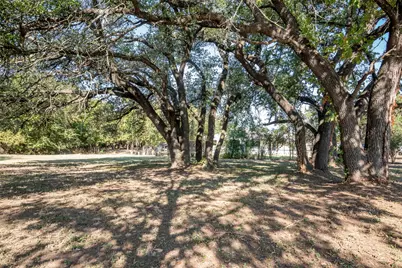 210 Davis Road, Granbury, TX 76049 - Photo 3