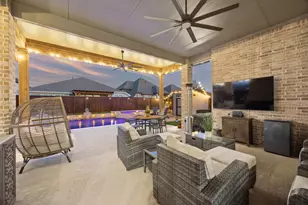 6916 Basket Flower Rd, Flower Mound, TX 76226 - Photo 3