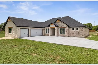 322 Franklin Road, Eddy, TX 76524 - Photo 1