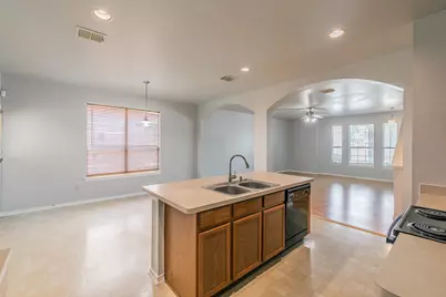 5419 Prairie Lane, Grand Prairie, TX 75052 - Photo 13