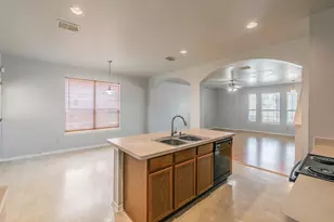 5419 Prairie Ln, Grand Prairie, TX 75052 - Photo 13