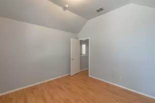 5419 Prairie Ln, Grand Prairie, TX 75052 - Photo 17